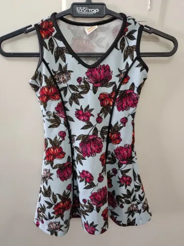 Vestido Floral infantil 2 anos