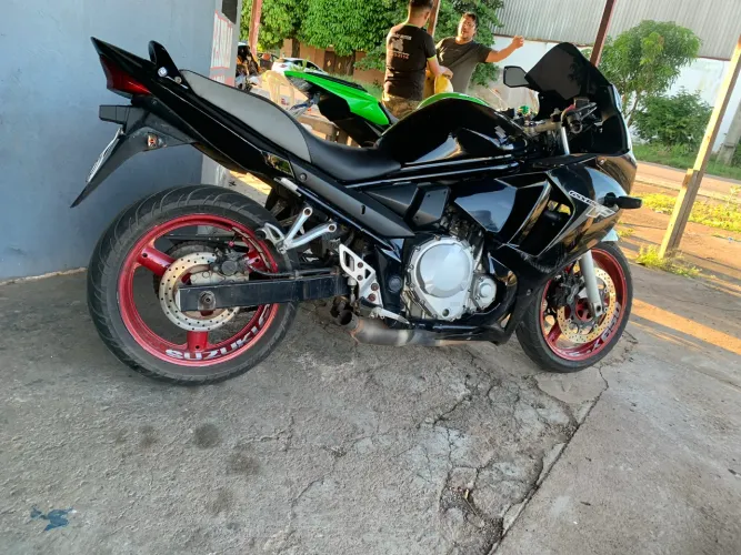 Bandit carenada gsx 650 f