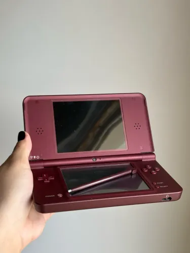 Nintendo Dsi XL vermelho desbloqueado 