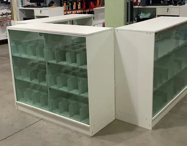 Balcão MDF com vidro, gavetões internos
