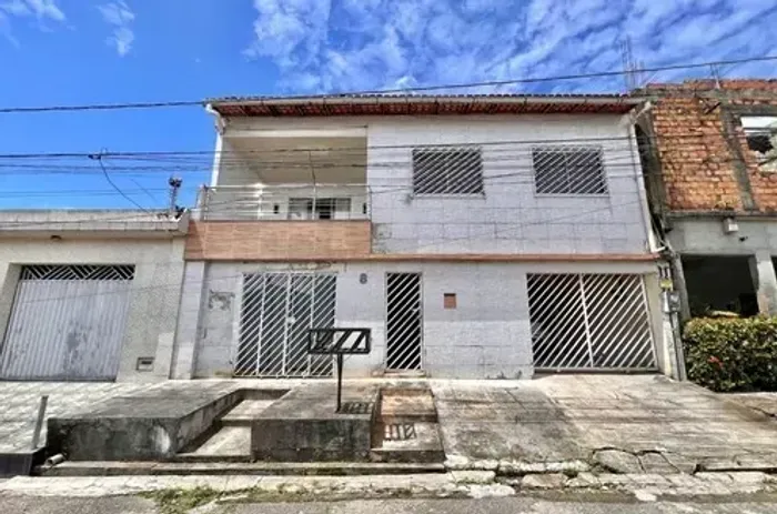 Casa à Venda no PARQUE RESIDENCIAL BENJAMIN SÖDRÉ 257m² - Parque Verde - Belém PA