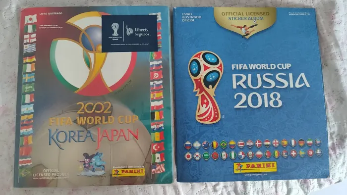 Álbum de figurinhas Panini 2018