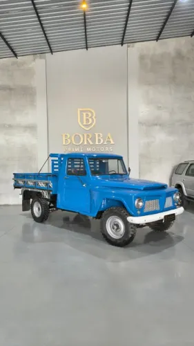 Ford F-75 4X4 2.3 1981