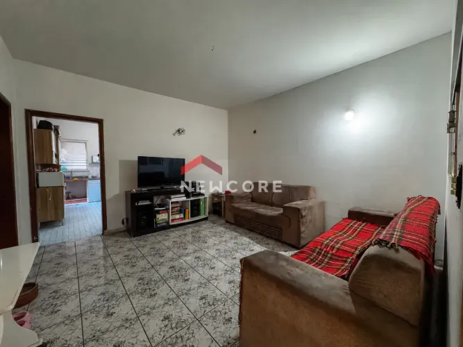 Casa em Avenida Carlos Martins Sodero - Vila Independência - Piracicaba/SP