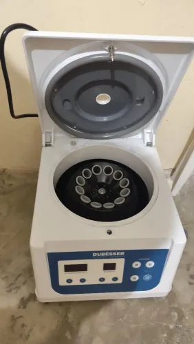 Centrífuga e incubadora de plasma