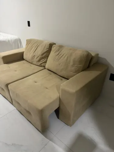 Sofá retrátil