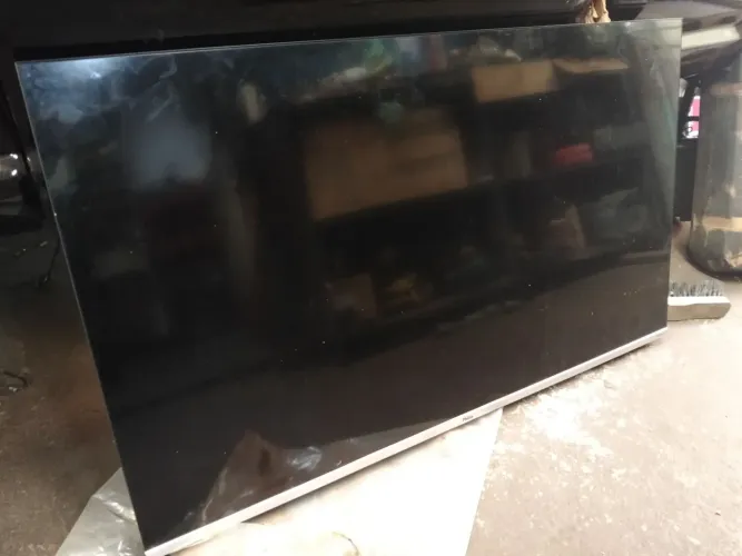 Tv Philco tela quebrada