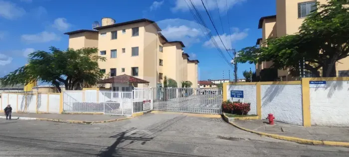 Vendo apartamento no Cond. Novo Canãa