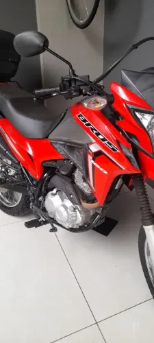 Moto Nova Broz 2021 vermelha Top