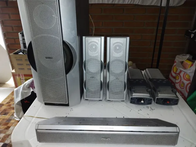 Caixas de Som Home Theater Philips 5.1