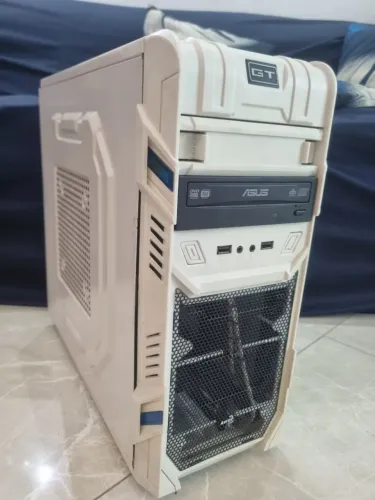 Gabinete gamer branco