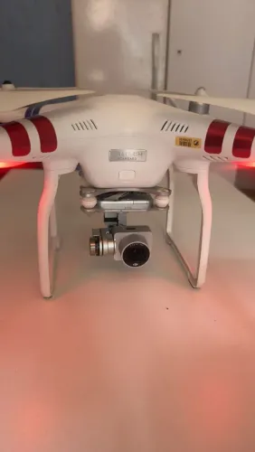 Venda de um drone para vendo logo pegando normal  só vou vender pq quero comprar uma camer