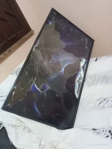 Televisão tela quebrada, 42 polegadas, LG