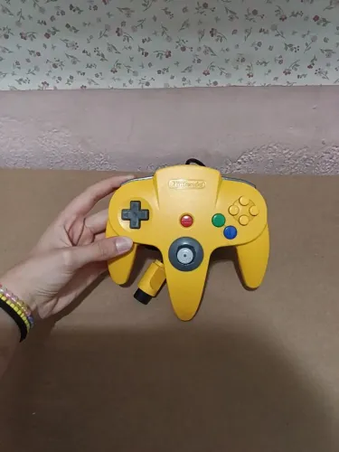 Vendo Controle Nintendo 64 Amarelo Semi novo Original 