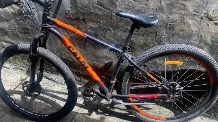 Bicicleta aro 29 Caloi
