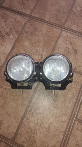 Farol de milha do Fiat cromos