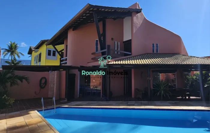 Sobrado Rústico à Venda em Bertioga-SP: 4 Quartos (4 suítes), 3 Salas, 3 Banheiros, 3 Vaga