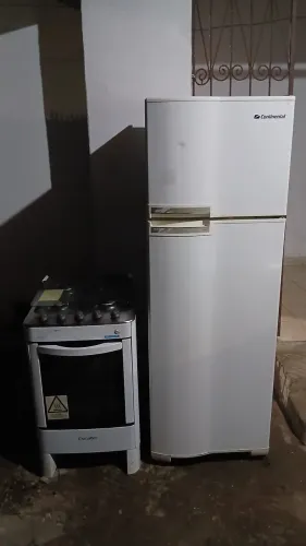 Fogão e geladeira