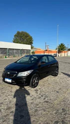 Chevrolet Onix Hatch LT 1.0 8V Flex Power Mec. 4P 2016