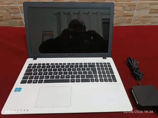 Notebook Asus X550c 15.6 Pol./ Intel Core i3 / 8gb / Ssd 240gb / Dvdrw ... Impecável !! 