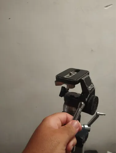 Tripé profissional