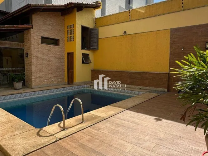 Casa com 5 quartos à venda por R$ 3.750.000 - Praia da Costa - Vila Velha/ES