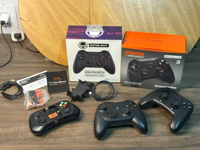 Kit 3 controles iPhone iPad (Padrão MFi) Rotor Riot, Steelseries, MOGA Ace Power, Gamepad
