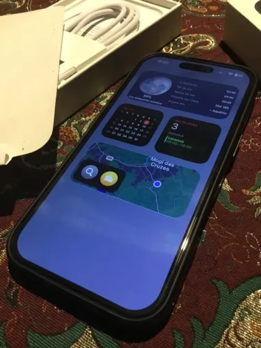 iPhone 16 pro 128 gb - menos de um ano de uso / SEM DETALHES / bateria 95%
