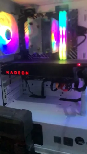 Radeon Rx Vega 64