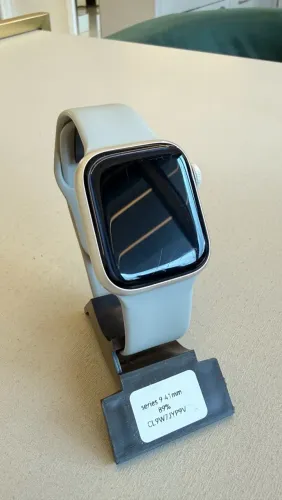 APPLE WATCH SERIES 9 41mm GPS STARLIGHT SEMINOVO / LOJA FÍSICA