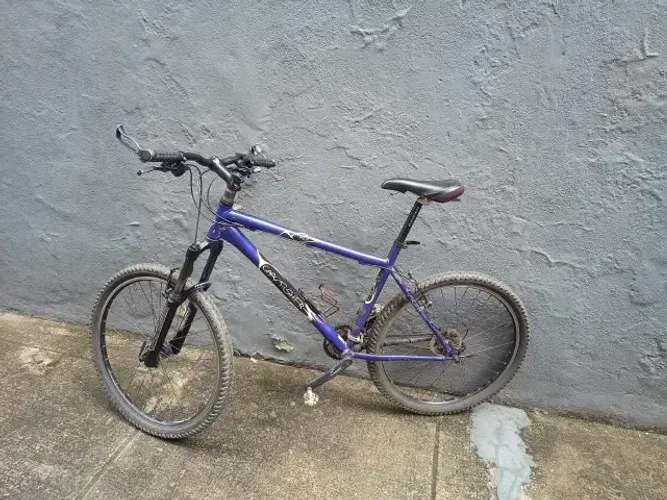 Bicicleta Gary Fisher aro 26, Câmbios Deore, Suspensão Manitou