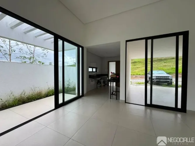 Casa com 3 dormitórios à venda, 120 m² por R$ 595.000 - Santa Terezinha - Campina Grande/P