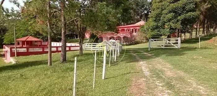 Maravilhoso sitio de 30.000m2 localizado em Angatuba-SP a venda por 1.400.000,00