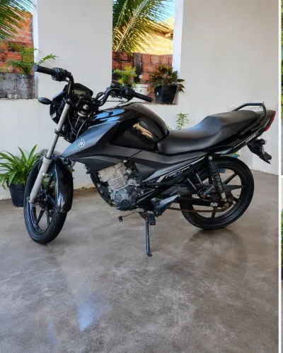 Yamaha Factor 150 2022/2023 - Apenas 3.334 km - Estado de Nova