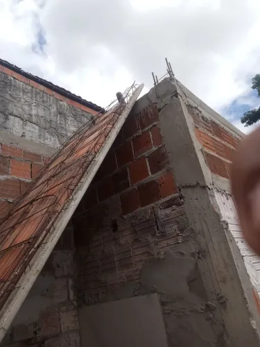 Trabalhamos com obras...