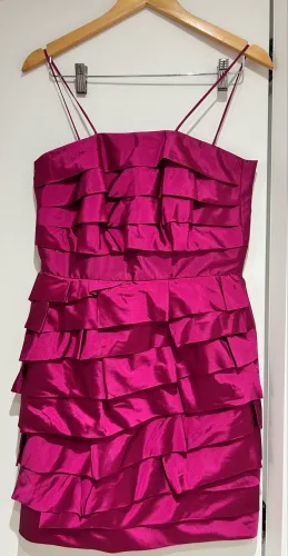 Vestido curto rosa 
