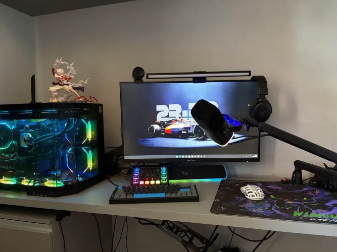 PC Gamer Absoluto RTX 5070 + Ryzen 7 7800X3D | DDR5 64GB | Estado de Novo