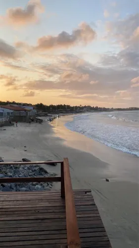 Paraíso Particular - Casa pé na areia na praia de Pitangui - RN