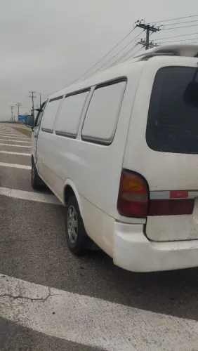 Kia Motors Besta GS Grand 3.0 8V 16L Diesel 2001