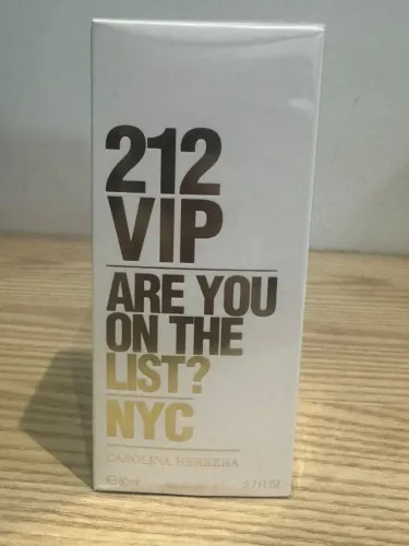 Carolina Herrera 212 VIP Feminino Eau de Parfum