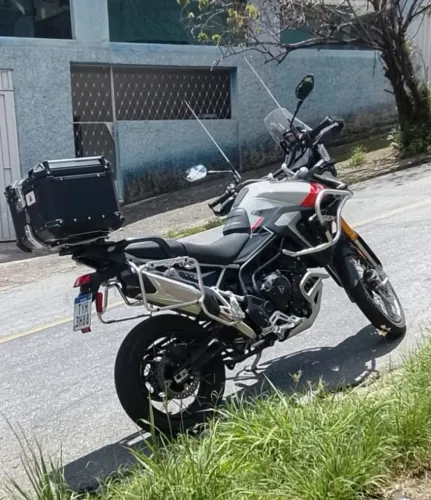 Moto Triumph Tiger Rally Pro 900 2026