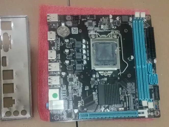 placa mãe H61 1155 DDR3 nova mas com defeito no audio