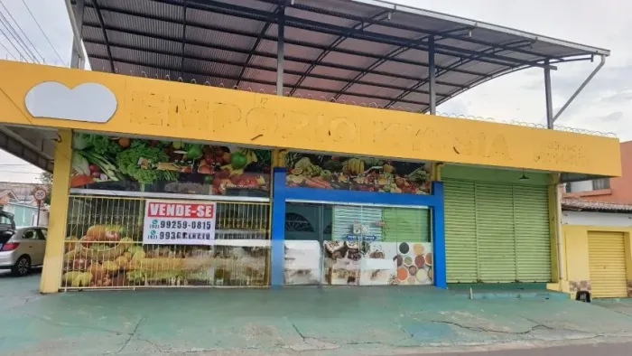 Ponto Comercial no bairro Dom Pedro, Kyssia. 