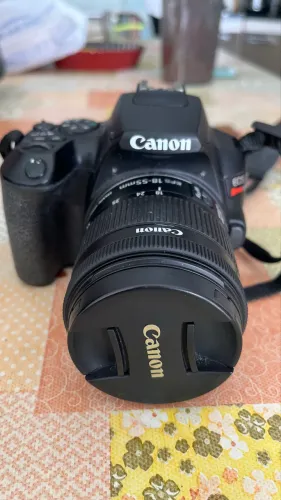 Câmera fotográfica canon 