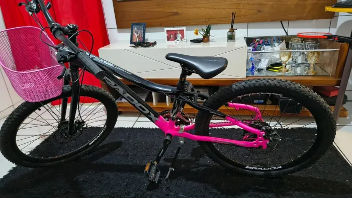 Bicicleta menina