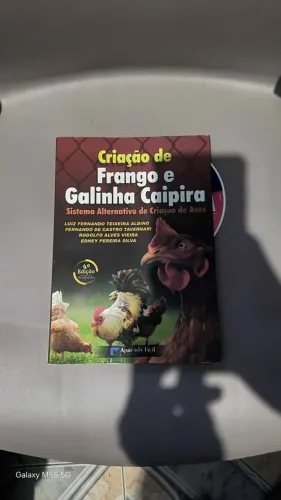Livro: Criação de Frango e Galinha Caipira - 4ª Edição