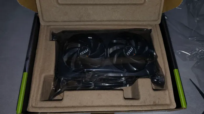 Rtx 5060 8gb VRAM - Lacrada