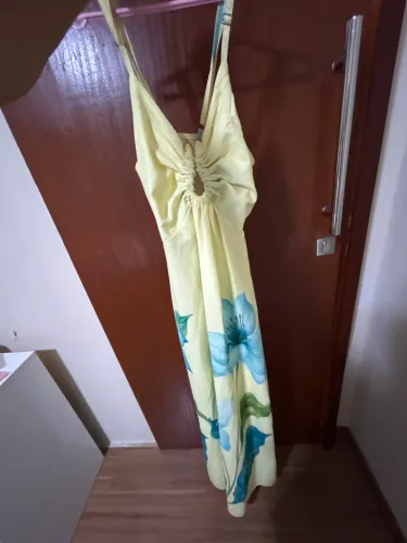 Vestido verde limão