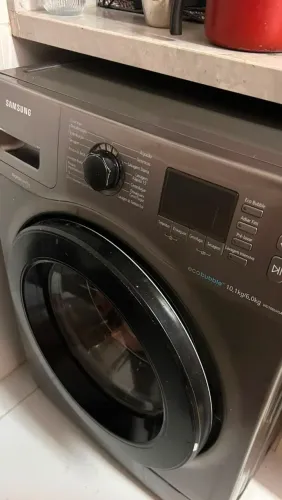 Lava e Seca Samsung EcoBubble 10,1kg/6kg - Excelente Estado