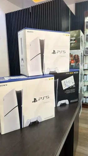 PLAYSTATION 5 (PS5)